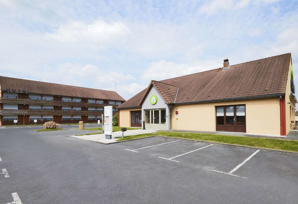 Campanile Lille Ouest - Lomme