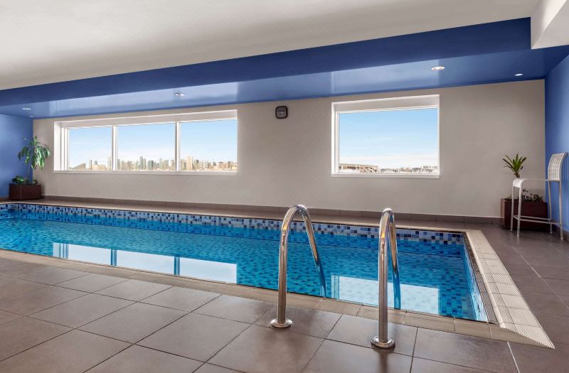 Ramada Plaza by Wyndham Dubai Deira photo 2