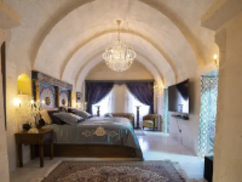 Elika Cave Suites Hotels in Ortahisar