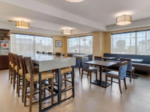 Comfort Suites Baytown I – 10 Hotel di Baytown