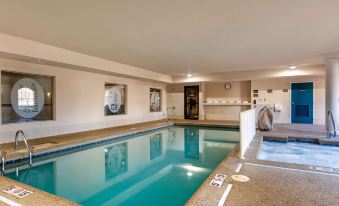 Comfort Suites Stevensville – St. Joseph