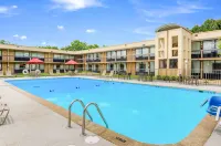 Quality Inn Roanoke Airport - piscine