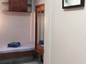 Las Pinas Budget Room - Sante Accommodation