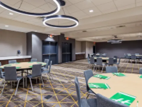 Holiday Inn CLARKSVILLE NORTHEAST by IHG Hotels in Clarksville