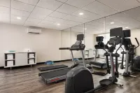โรงแรมฮอลิเดย์ อินน์ เอ็กซ์เพรส เวโร บีช-เวสต์ (I-95) บาย IHG - ที่มีฟิตเนส