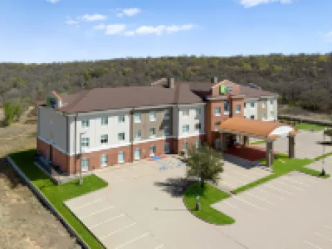 Holiday Inn Express & Suites GRAHAM by IHG Hotels in Graham