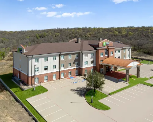 Holiday Inn Express & Suites GRAHAM by IHG Hotels in Graham