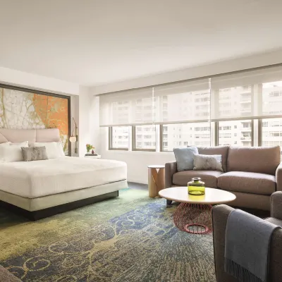 The Gardens Sonesta ES Suites New York Отели рядом с достопримечательностью «5-я авеню»