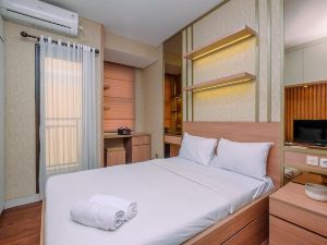 Cozy Studio at Transpark Cibubur Apartment