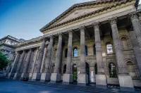 The Courthouse Hotel Hotels in North Melbourne