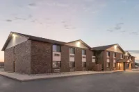 Super 8 by Wyndham Perham Hotels in Perham