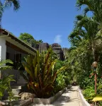 Villa Chez Batista Hotels in Takamaka
