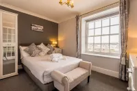 The Falcon Hotel