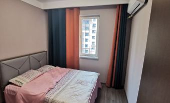 Rongdong Rongxi Homestay (Jinhu East Road)