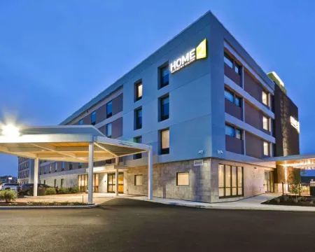 Home2 Suites by Hilton Atlanta Norcross Hotels in Norcross