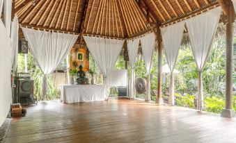 Villa Boreh Beach Resort and Spa