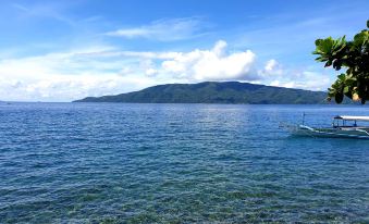 Meraki Dive Center and Resort - Housity