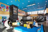 Cartoon Network Hotel Hotels in East Lampeter Township