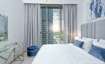 Lux Luxury Downtown Views Suite