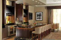 Embassy Suites by Hilton des Moines Downtown - bar
