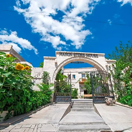 maron stone house