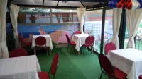 洛斯卡斯塔諾斯旅館 - 家庭旅館