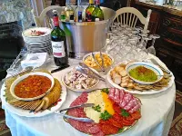 Bayfront Westcott House Bed & Breakfast - Breakfast
