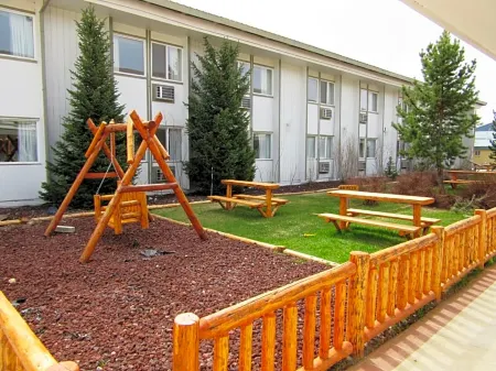 White Buffalo Hotel