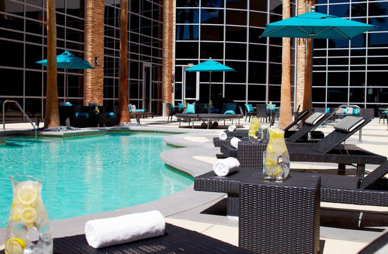 Renaissance Las Vegas Hotel photo 2