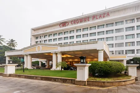 Crowne Plaza Chennai Adyar Park, an IHG Hotel