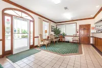 Plantation Oaks Hotels in Millington