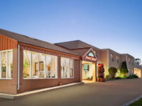 Howard Johnson by Wyndham Gravenhurst Hotels in Gravenhurst