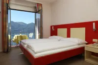 Hotel Arancio فنادق في Brissago