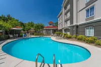La Quinta Inn & Suites by Wyndham Birmingham Hoover - familiares