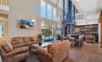 Beach Retreat & Lodge at Tahoe