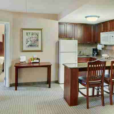 Staybridge Suites Oakville Burlington, an IHG Hotel Rooms