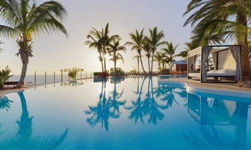 Adrián Hoteles Roca Nivaria