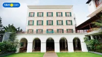 Jimmers Mountain Resort Các khách sạn ở Cisarua