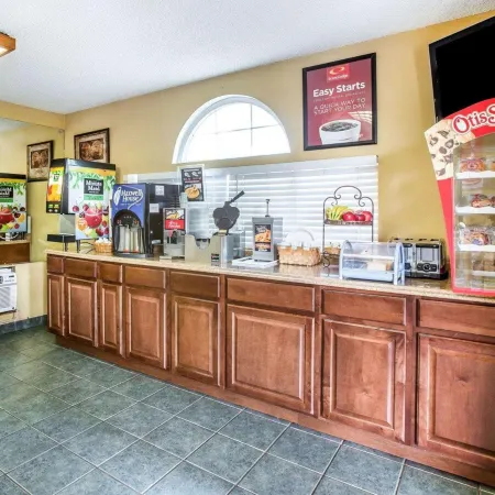 Econo Lodge Hesperia - Victorville I-15