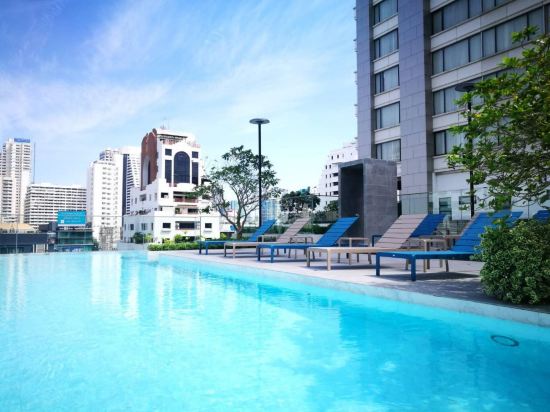 The 10 best hotels near Emporium Shopping Mall in Bangkok, Thailand