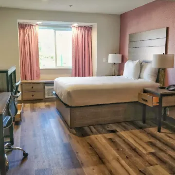 Arya Inn and Suites Hotels near Verizon