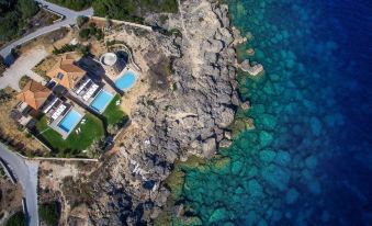 Gerakas Luxury Villas