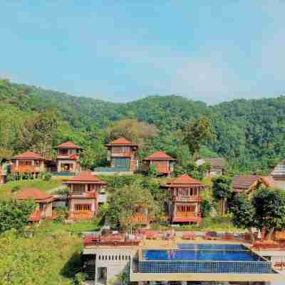 ภูเธอรี ลันตา แฟมิลี วิลล่าส์ Hotel Exterior