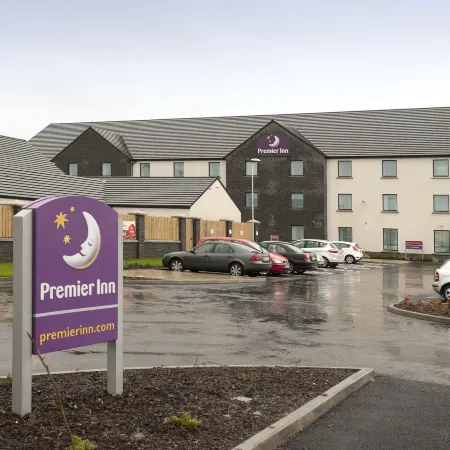 Premier Inn Derry / Londonderry hotel Отели рядом с достопримечательностью «Гилдхолл»