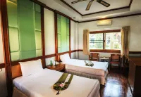 Suan Bua Hotel & Resort Hotel a Hang Dong
