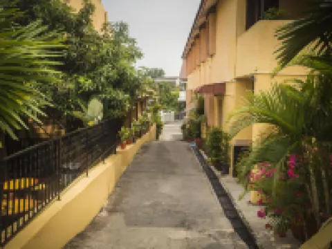 Anggerik Lodging Hotels in Gelugor