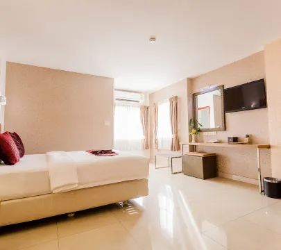 ห้องซูพีเรียร์ เตียงใหญ่ 1 เตียง