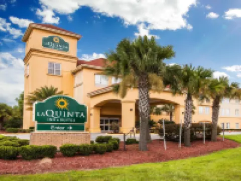 巴吞魯日德納姆斯普林斯拉昆塔温德姆套房酒店 東巴吞魯日縣酒店