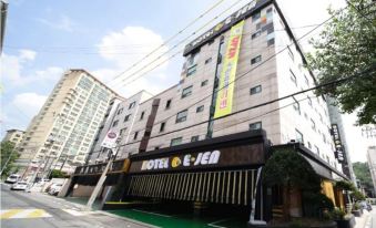5. 성남 디케이(D..