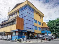 Hotel O Point Hostel Hotels in Jakarta